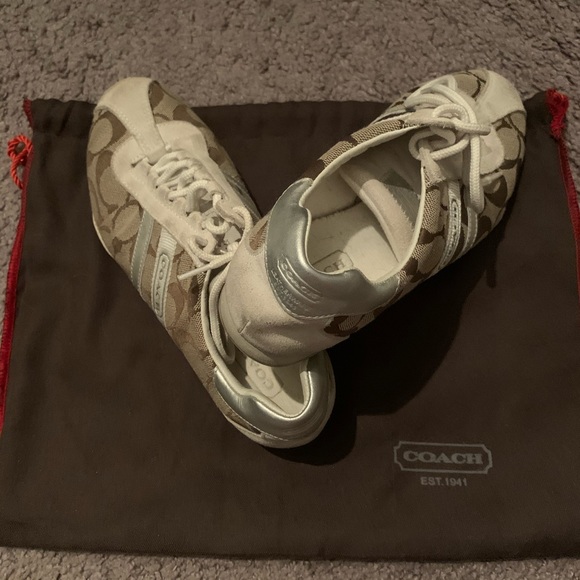 Coach gym shoes - Picture 1 of 6